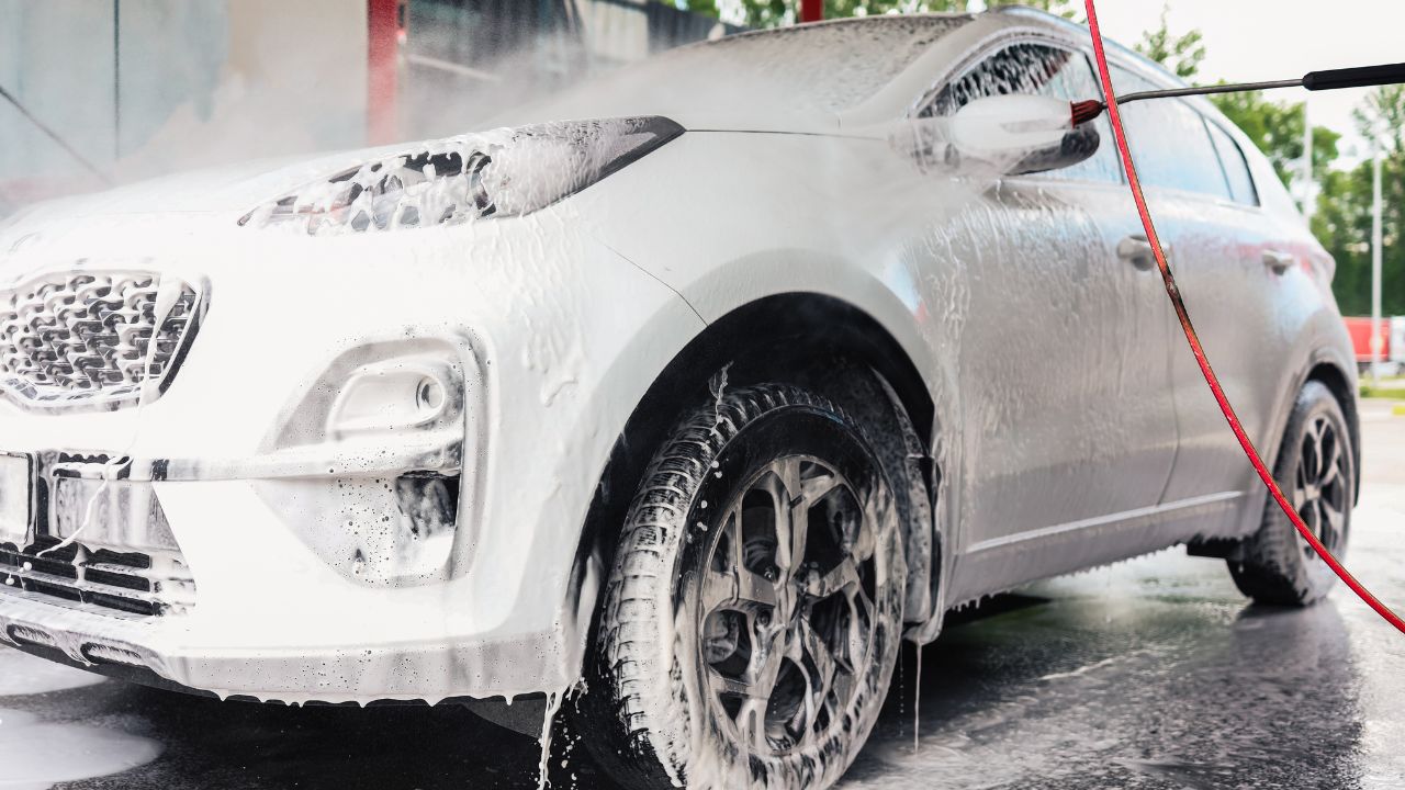 How to Get Rid of Water Spots on Your Car: A Comprehensive Guide 